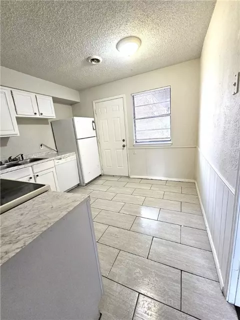712 S 714 S 23rd St, Rogers, AR 72758 photo 3