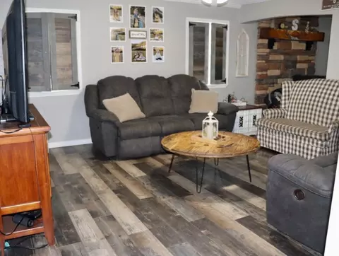 Living - 9202 Sims Rd, Harrison, AR 72601 photo 1 of 2