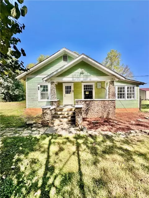 553 Circle Dr, Western Grove, AR 72685