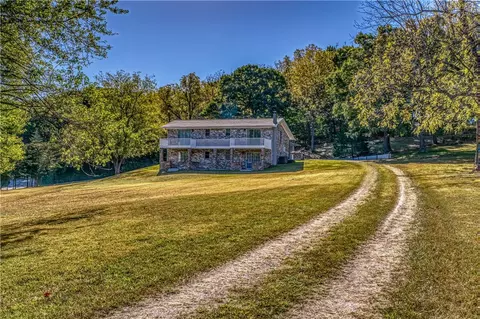 8043 Pettit Ln, Harrison, AR 72601 photo 15