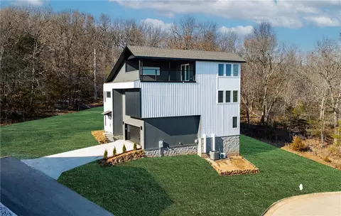 31 S Paddock Loop, Fayetteville, AR 72701