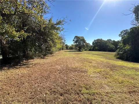 S Pleasant Ridge Road, Rogers, AR 72756