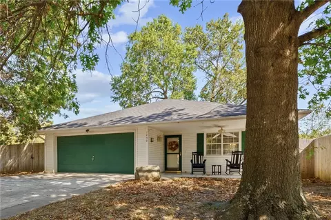 1409 S Arkansas St, Rogers, AR 72756