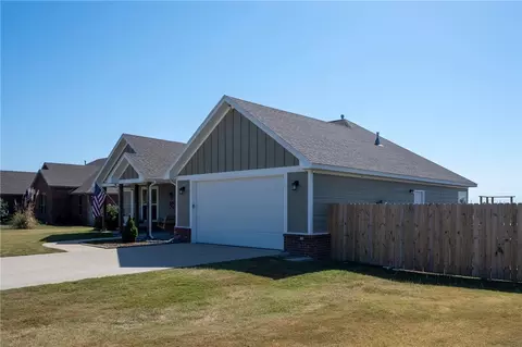 Exterior - 18201 Ridge Rd, Gravette, AR 72736 photo 8 of 10
