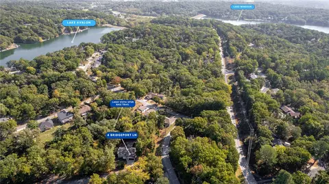 4 Bridgeport Ln, Bella Vista, AR 72715