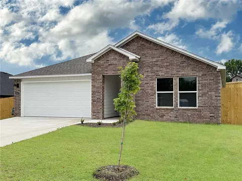 1517 Ridgeview Dr, Springdale, AR 72762