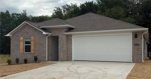3129 N Rooster St, Siloam Springs, AR 72761