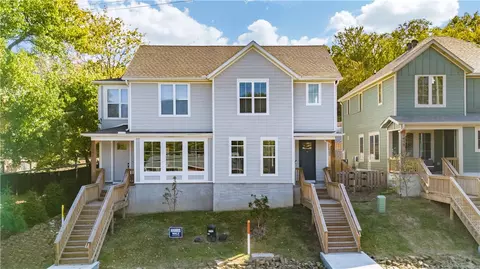 352 Fletcher Ave, Fayetteville, AR 72701