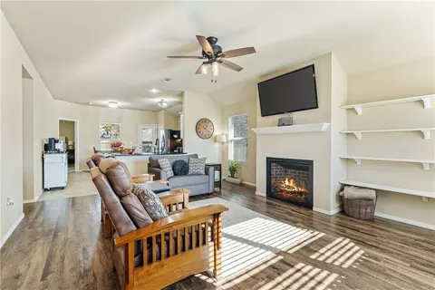 4421 S Miller Rd, Springdale, AR 72762