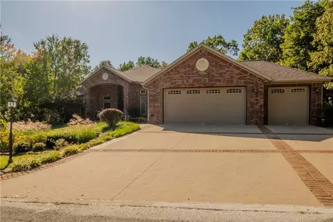 12 Morganshire Dr, Bella Vista, AR 72714
