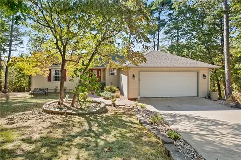 14 Redruth Ln, Bella Vista, AR 72714