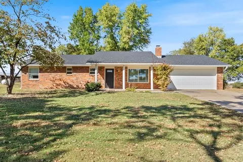 16802 Bayberry Rd, Prairie Grove, AR 72753