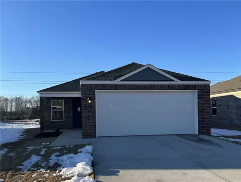 3182 Wolf Creek St, Springdale, AR 72764