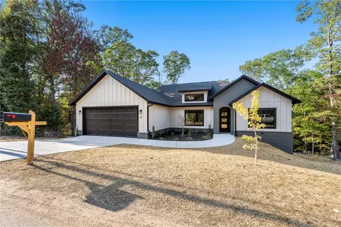 40 York Dr, Bella Vista, AR 72714