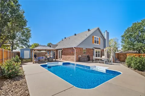 2712 Pleasant View Ln, Bentonville, AR 72712