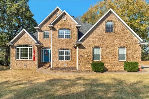 14999 Fisher Rd, Fayetteville, AR 72701