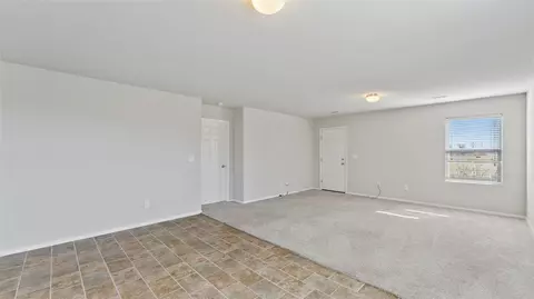 Living - 7883 Bridgegate Ave, Springdale, AR 72762 photo 2 of 3