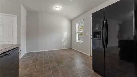 Dining - 7733 Bridgegate Ave, Springdale, AR 72762 photo 1 of 1