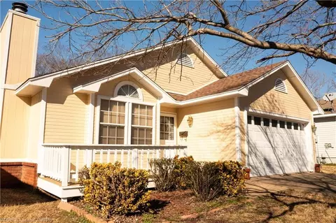 3204 S 18th St, Fort Smith, AR 72901 photo 2