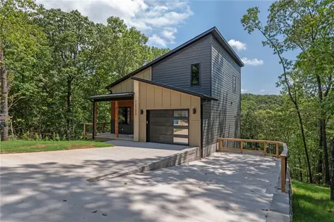 15 Ulverston Dr, Bella Vista, AR 72714