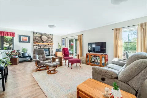 10208 Summit Dr, Rogers, AR 72758 photo 4