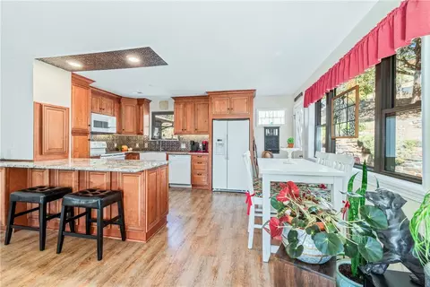 10208 Summit Dr, Rogers, AR 72758 photo 5