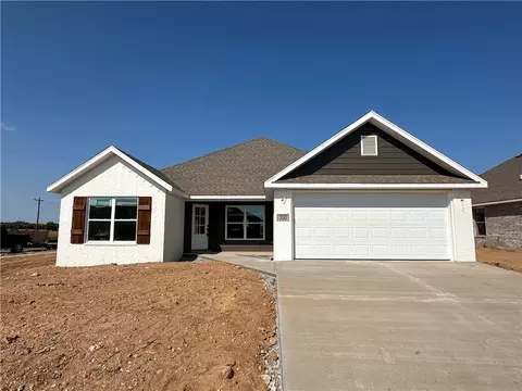 330 Palm St, Centerton, AR 72719