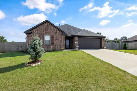 980 Choate Place Cir, Pea Ridge, AR 72751