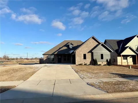 4501 SW Elderwood St, Bentonville, AR 72713