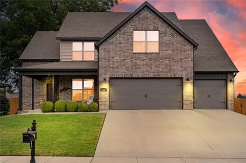 1310 Lariat Dr, Centerton, AR 72719