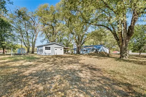 2295 Hayden Rd, Pea Ridge, AR 72751