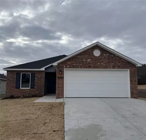 2263 S Ouachita Dr, Fayetteville, AR 72701