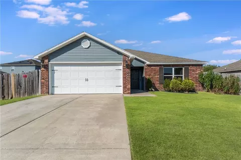 3406 Barnevelder Cv, Springdale, AR 72764