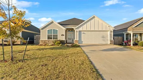 5436 Overcrest Ave, Springdale, AR 72764