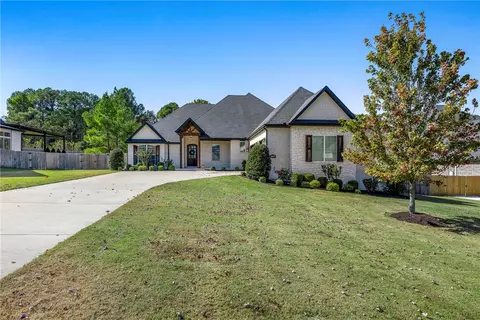 2909 N Chapel View Dr, Fayetteville, AR 72703