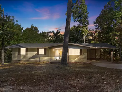 42 Enfield Dr, Bella Vista, AR 72715