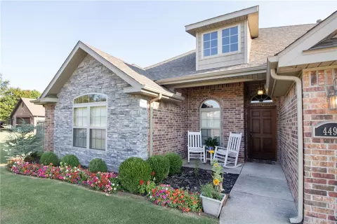 4491 W Wyoming Dr, Fayetteville, AR 72704