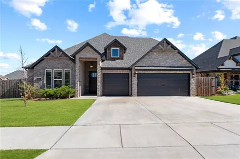 1140 Hope St, Centerton, AR 72719