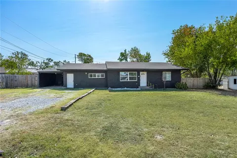 1304 W Pecan St, Rogers, AR 72758