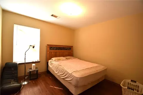 Bedroom - 416 E 418 E Asher Ct, Rogers, AR 72758 photo 3 of 4