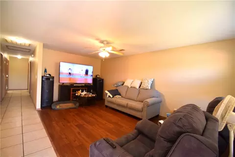 Living - 416 E 418 E Asher Ct, Rogers, AR 72758 photo 3 of 5