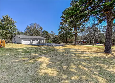 Exterior - 2122 Cedar Rd, Harrison, AR 72601 photo 6 of 13