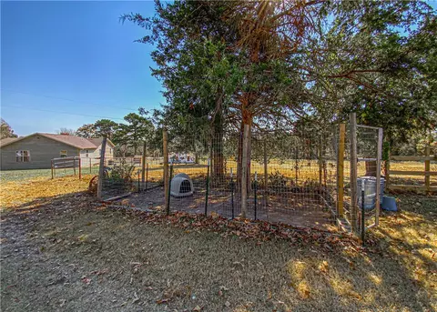 Exterior - 2122 Cedar Rd, Harrison, AR 72601 photo 9 of 13