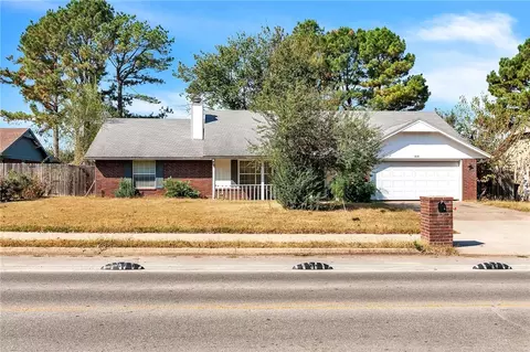 1818 Dick Smith St, Springdale, AR 72764