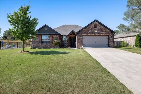 116 Colville St, Lowell, AR 72745