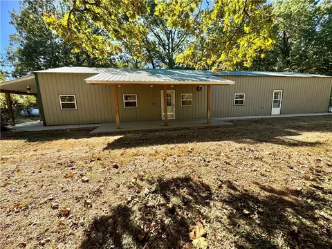 3856 Wooded Hills Rd, Harrison, AR 72601