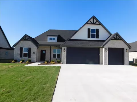 1205 Carrara St, Springdale, AR 72762