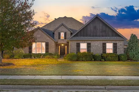 6106 W Laurel Hill Ln, Rogers, AR 72758