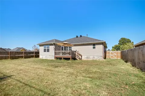 Exterior - 714 Olivia Ln, Centerton, AR 72719 photo 2 of 2