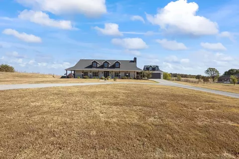 10000 Bunch Cir, Gravette, AR 72736 photo 1